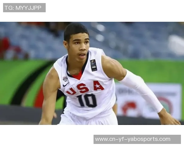 塔图姆女友畅谈儿子未来或成篮球歌手的梦想与期待