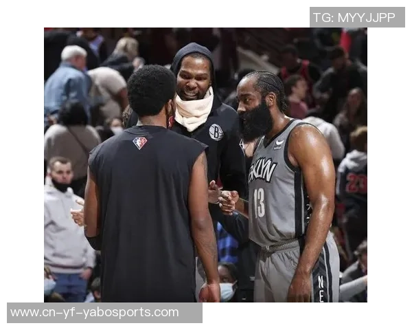 乔约翰逊谈克莱现状认为他需要队友帮助以找回状态